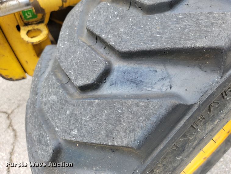 image for item JL9377 Komatsu WB150  backhoe