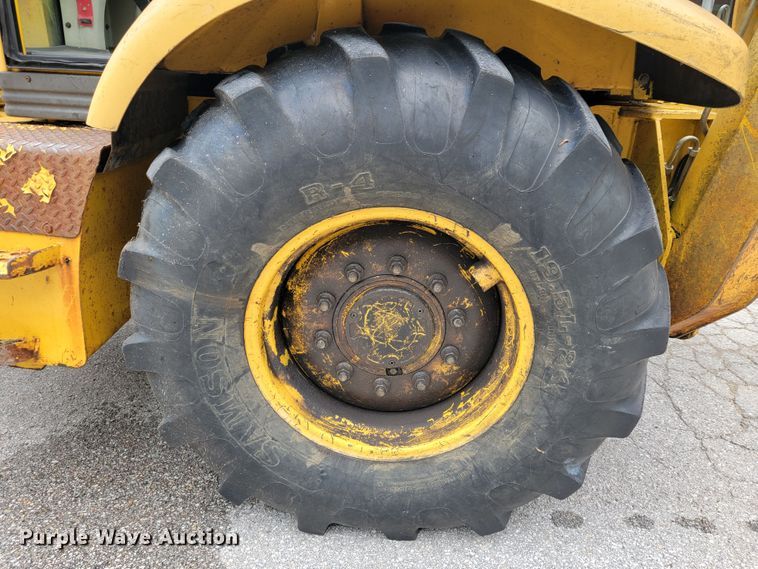 image for item JL9377 Komatsu WB150  backhoe