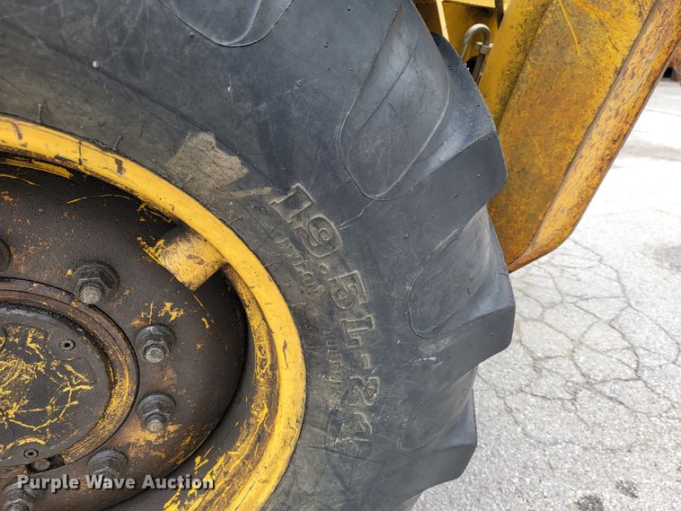 image for item JL9377 Komatsu WB150  backhoe