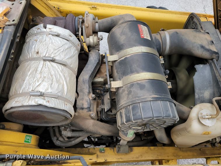 image for item JL9377 Komatsu WB150  backhoe