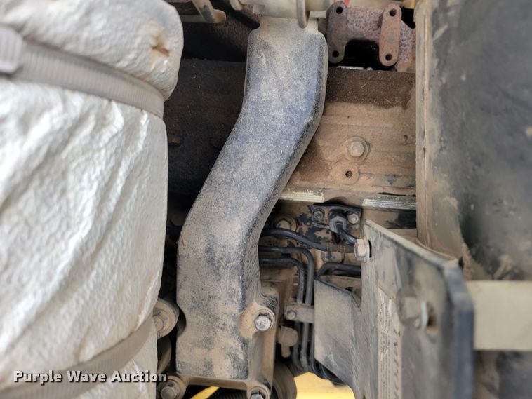 image for item JL9377 Komatsu WB150  backhoe