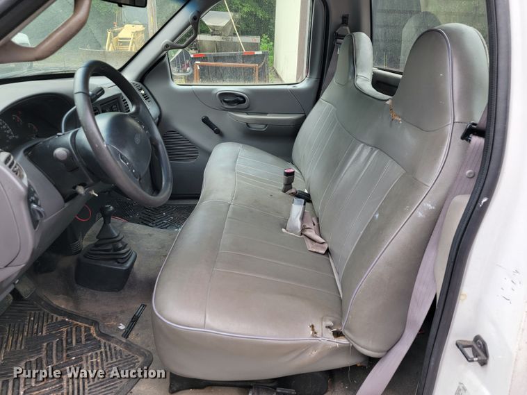 image for item JL9378 2000 Ford F150  pickup truck