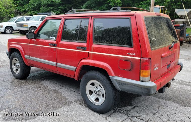 image for item JL9380 2001 Jeep Cherokee  SUV