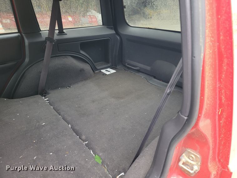 image for item JL9380 2001 Jeep Cherokee  SUV