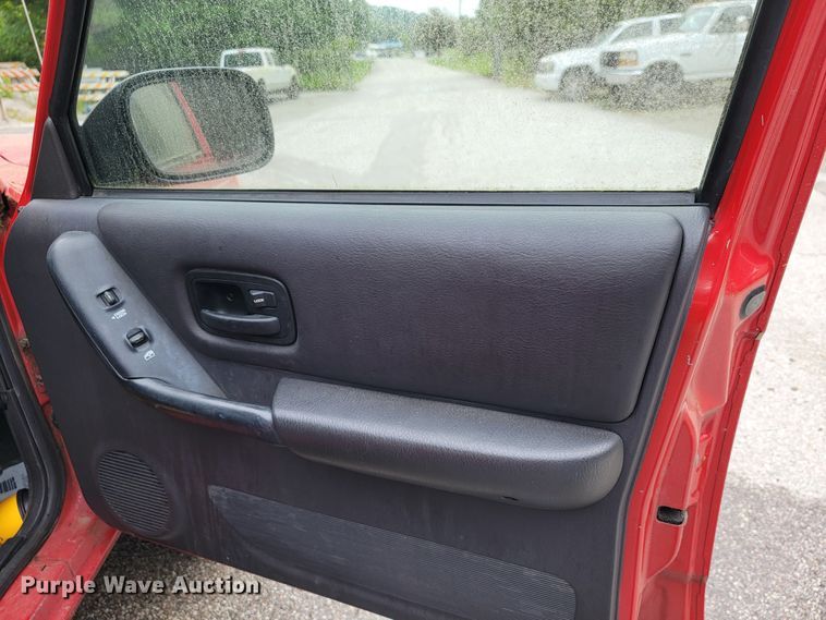 image for item JL9380 2001 Jeep Cherokee  SUV