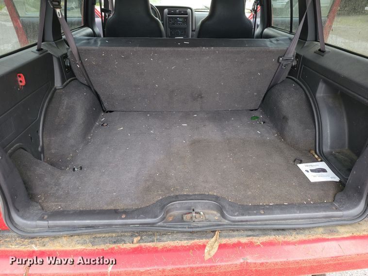 image for item JL9380 2001 Jeep Cherokee  SUV