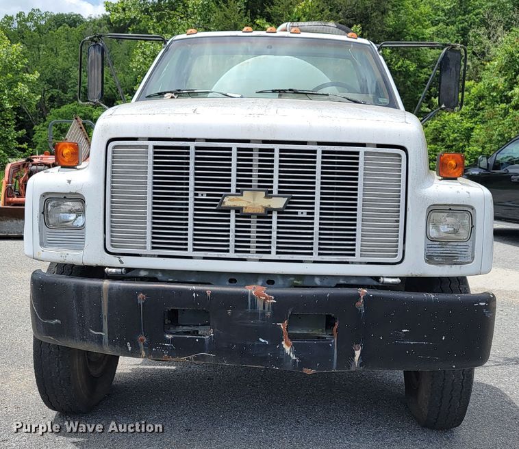 image for item JL9416 1994 Chevrolet Kodiak C7H042  tank truck