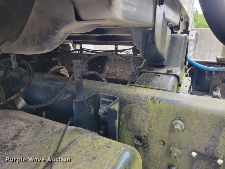 image for item JL9416 1994 Chevrolet Kodiak C7H042  tank truck