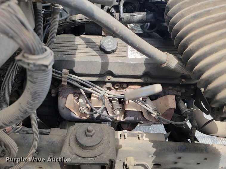 image for item JL9416 1994 Chevrolet Kodiak C7H042  tank truck