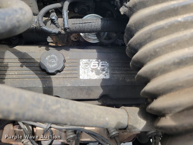 image for item JL9416 1994 Chevrolet Kodiak C7H042  tank truck