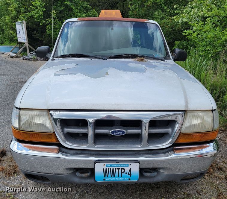 image for item JL9417 1999 Ford Ranger  SuperCab pickup truck