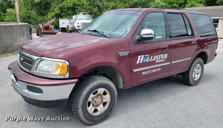 image for item JL9418 1998 Ford Expedition XLT  SUV