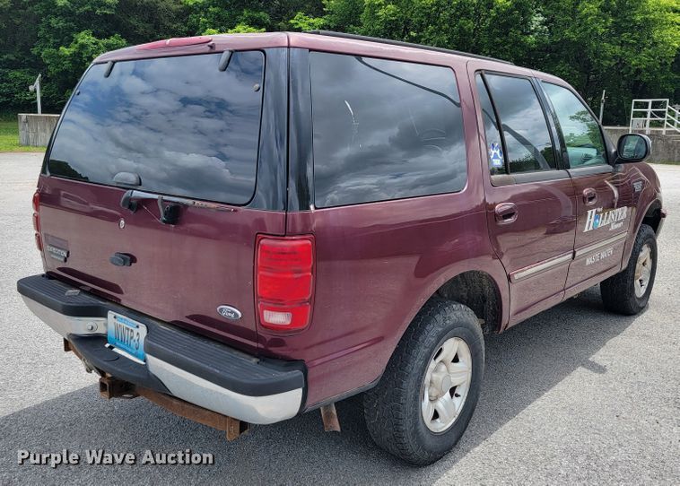 image for item JL9418 1998 Ford Expedition XLT  SUV