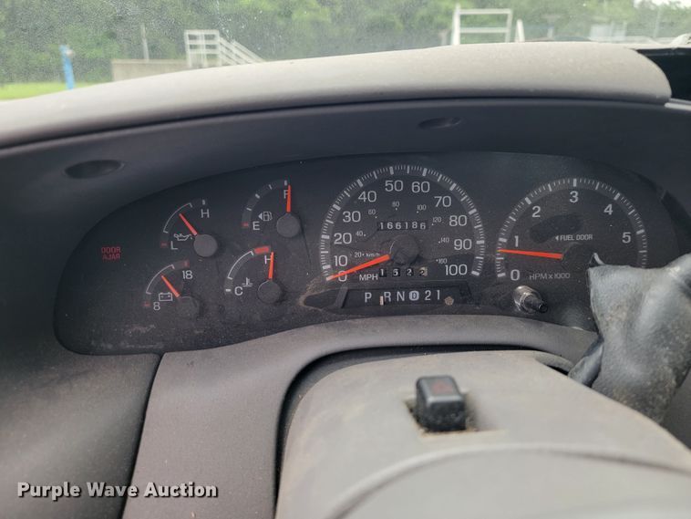 image for item JL9418 1998 Ford Expedition XLT  SUV