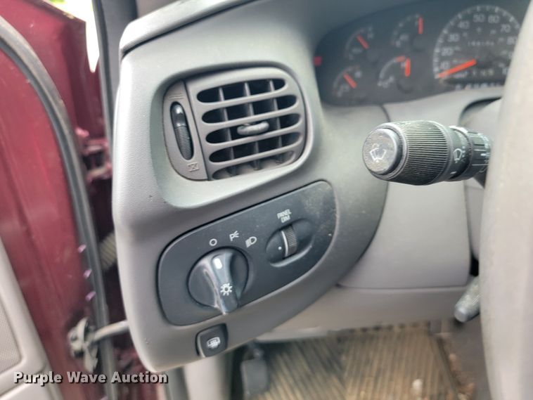 image for item JL9418 1998 Ford Expedition XLT  SUV