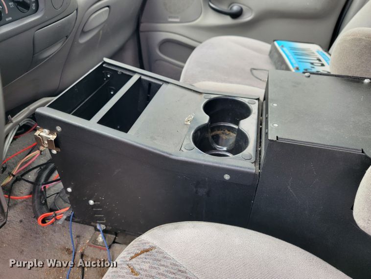 image for item JL9418 1998 Ford Expedition XLT  SUV