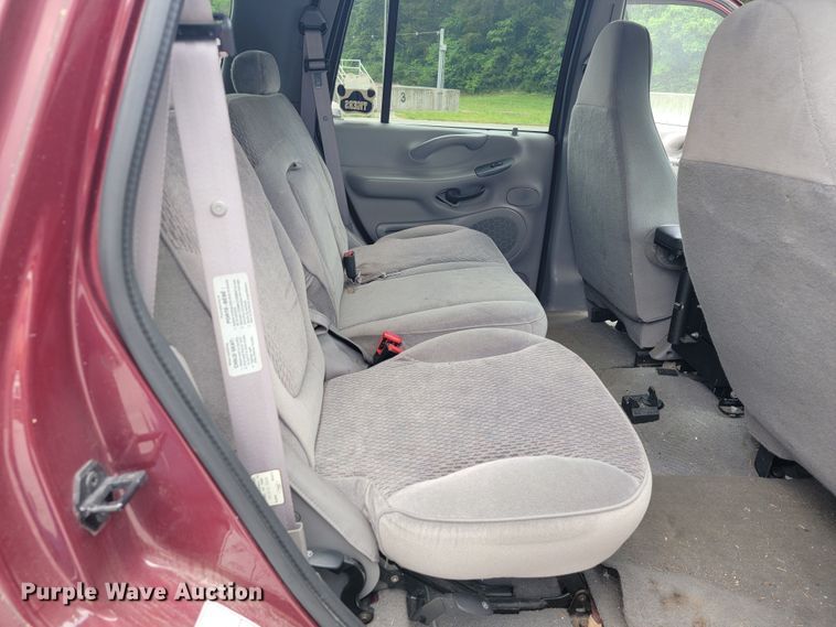 image for item JL9418 1998 Ford Expedition XLT  SUV