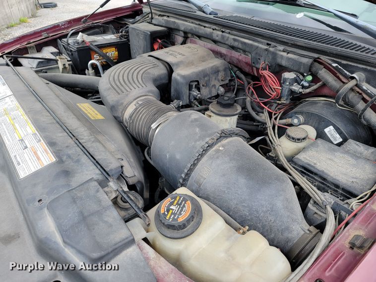 image for item JL9418 1998 Ford Expedition XLT  SUV