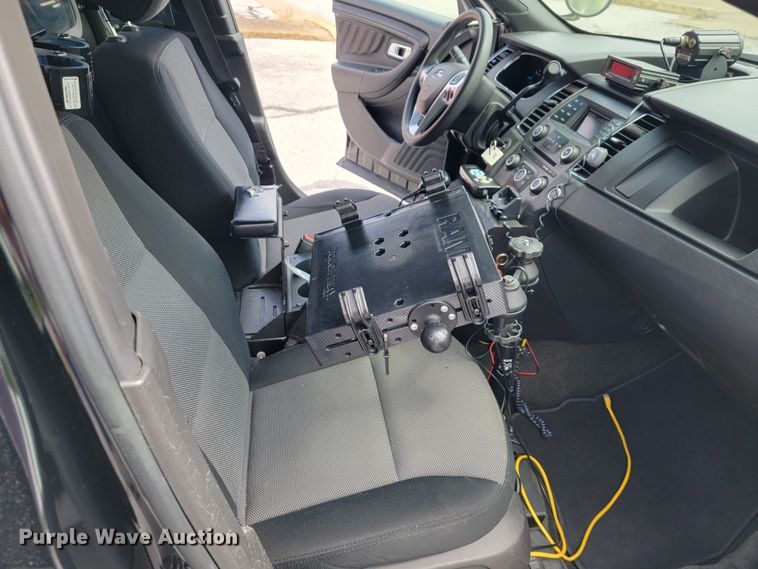 image for item JL9420 2013 Ford Taurus Police Interceptor