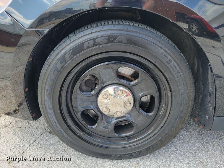 image for item JL9420 2013 Ford Taurus Police Interceptor