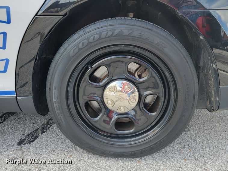 image for item JL9420 2013 Ford Taurus Police Interceptor