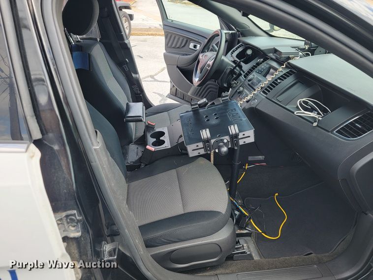 image for item JL9421 2013 Ford Taurus Police Interceptor