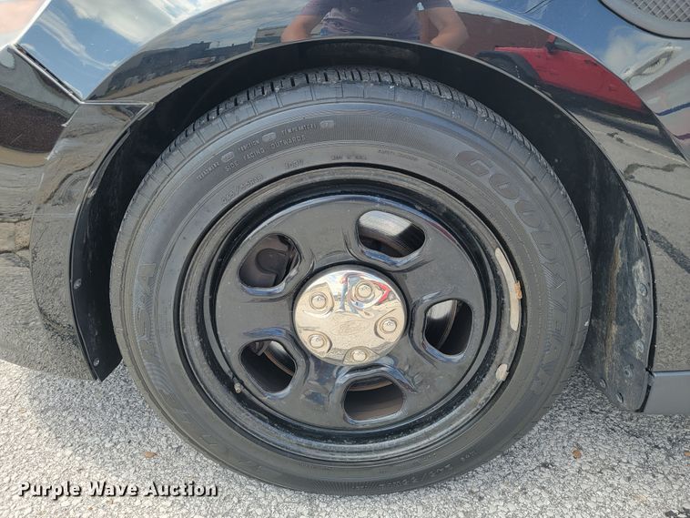 image for item JL9421 2013 Ford Taurus Police Interceptor