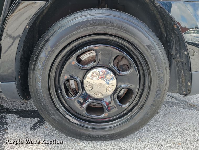 image for item JL9421 2013 Ford Taurus Police Interceptor