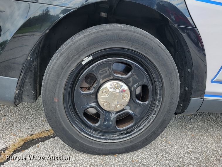 image for item JL9422 2013 Ford Taurus Police Interceptor