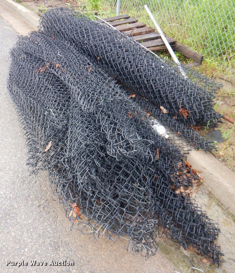 image for item JS9031 Chainlink fence