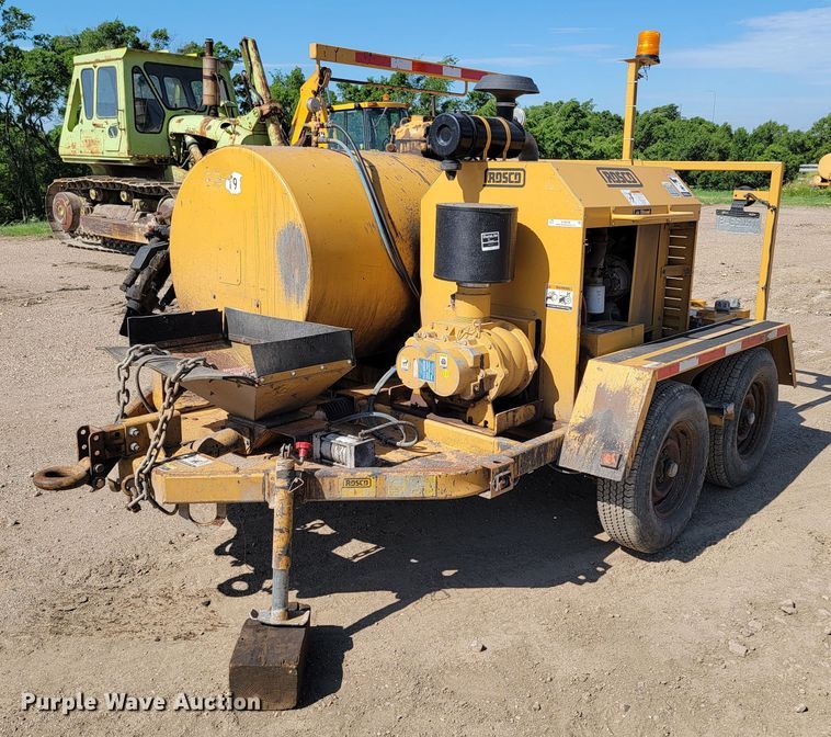 image for item KA9296 1999 Rosco RA2000  pot hole patcher