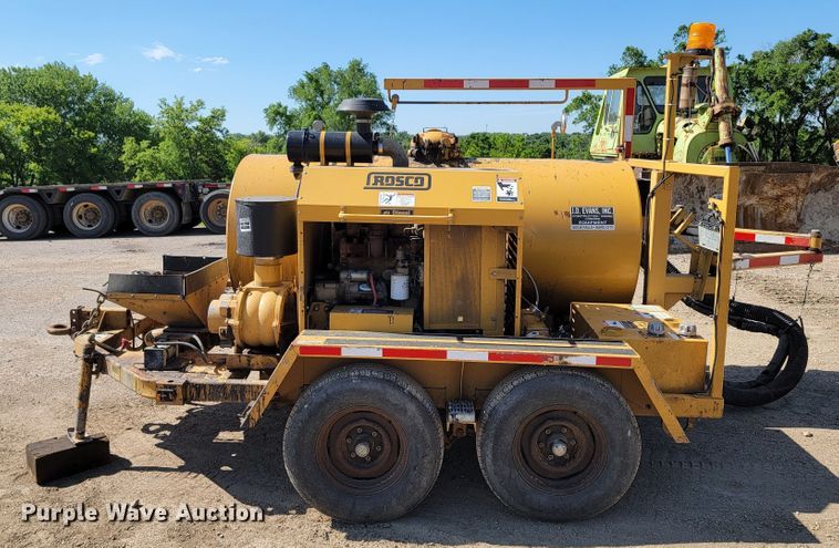 image for item KA9296 1999 Rosco RA2000  pot hole patcher