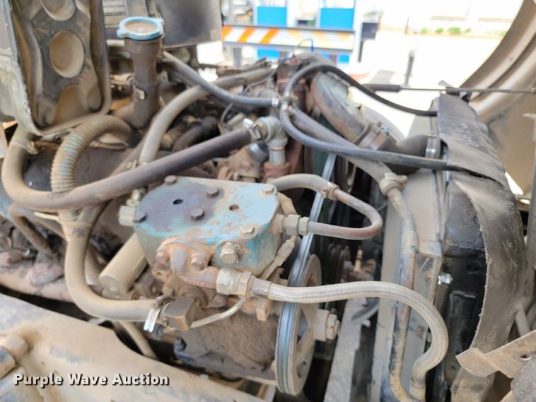 image for item KA9297 1983 Ford C700  dump truck