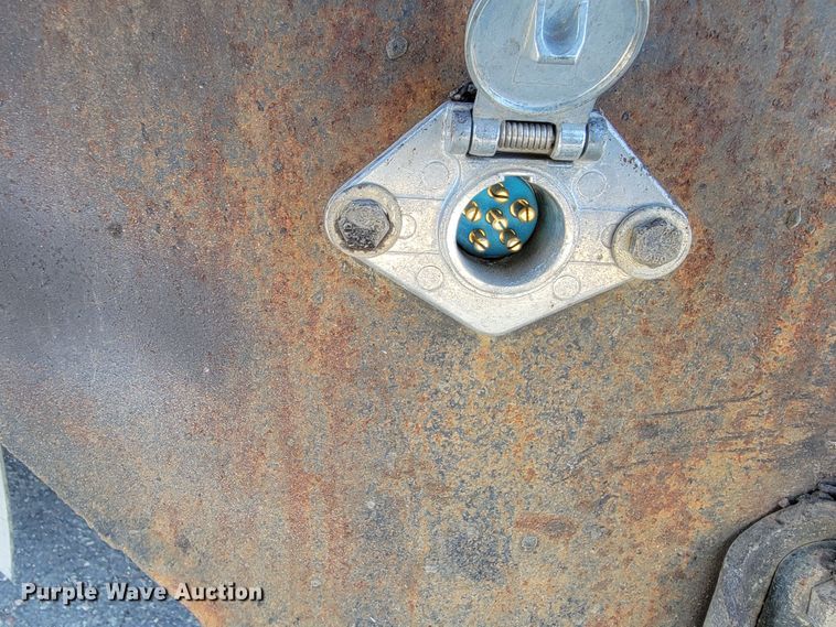 image for item KA9297 1983 Ford C700  dump truck