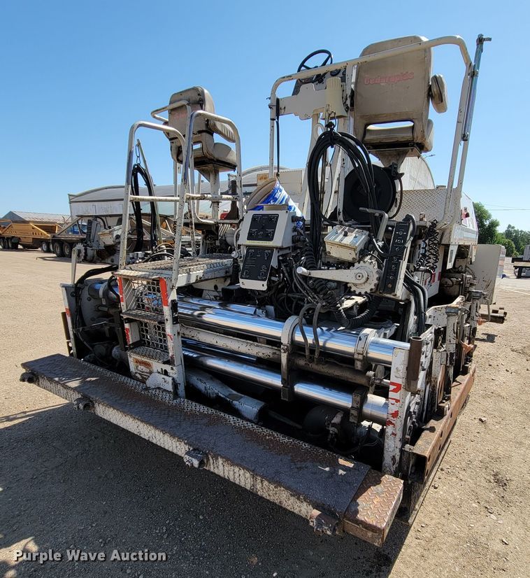 image for item KA9298 Cedarapids CR 361  paver