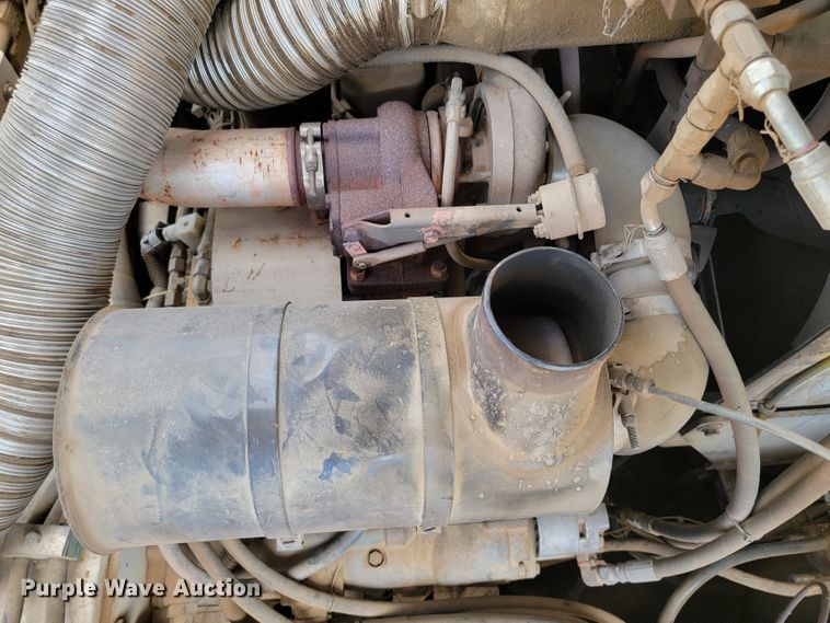 image for item KA9298 Cedarapids CR 361  paver