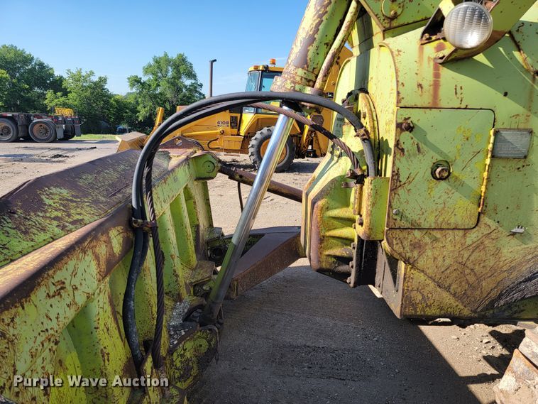 image for item KA9300 Terex 82-30  dozer