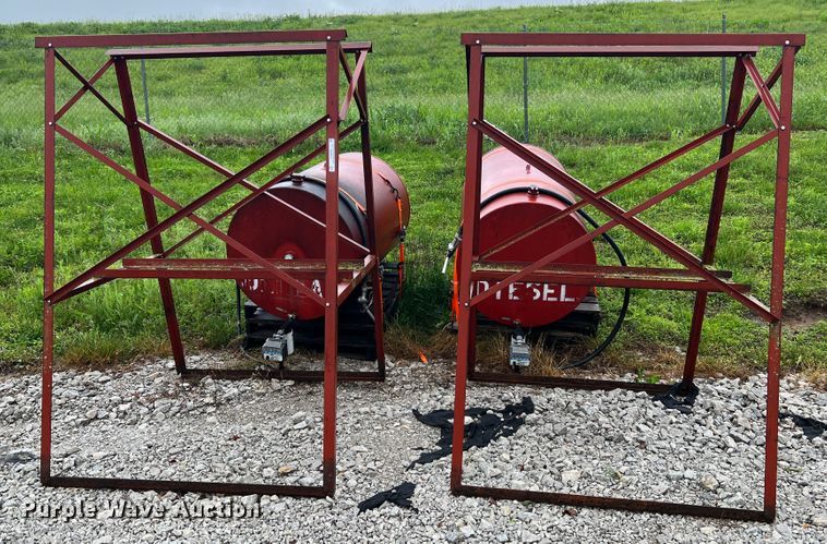 image for item KD9006 (2) fuel tanks