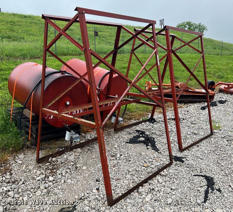 image for item KD9006 (2) fuel tanks