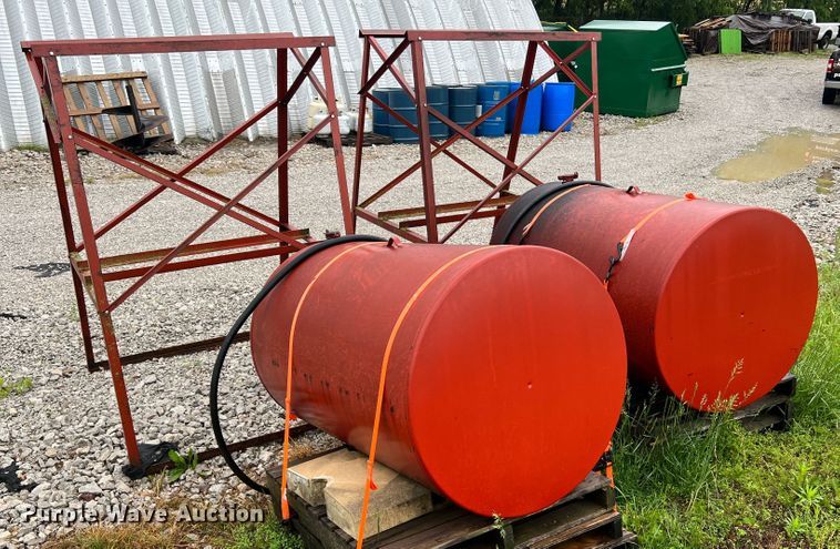 image for item KD9006 (2) fuel tanks