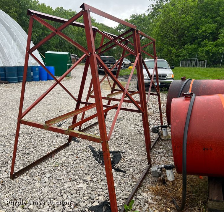 image for item KD9006 (2) fuel tanks