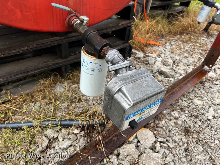 image for item KD9006 (2) fuel tanks