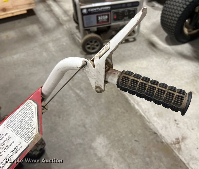 image for item KD9008 Snapper I522  snow blower