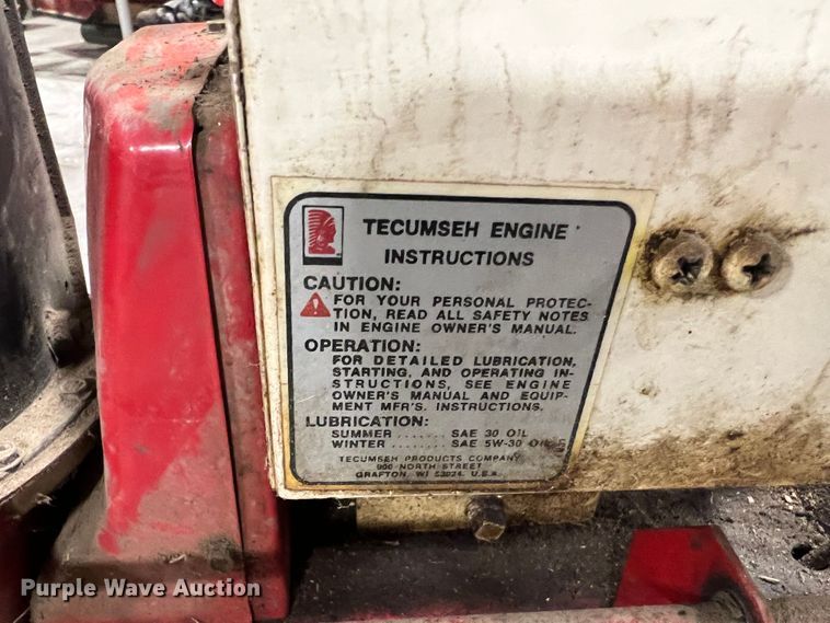 image for item KD9008 Snapper I522  snow blower