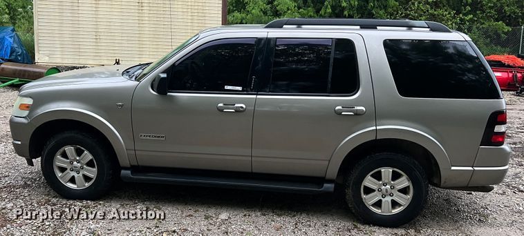 image for item KD9013 2008 Ford Explorer  SUV