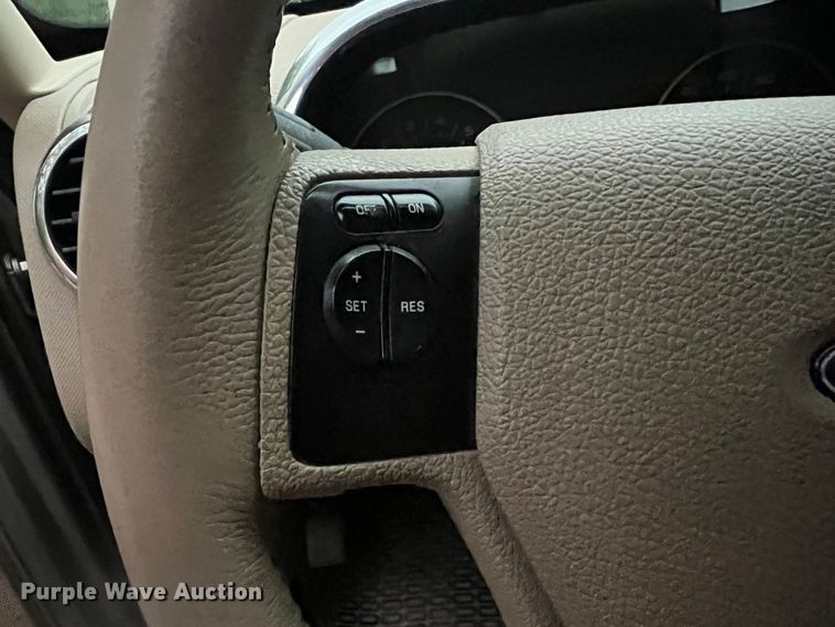 image for item KD9013 2008 Ford Explorer  SUV