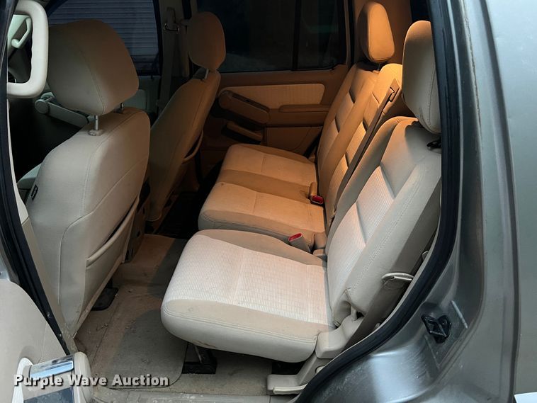 image for item KD9013 2008 Ford Explorer  SUV