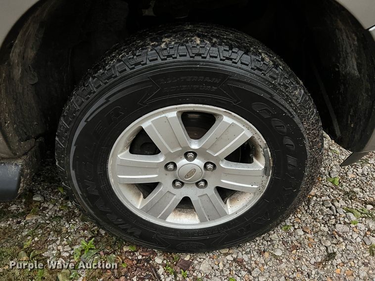 image for item KD9013 2008 Ford Explorer  SUV