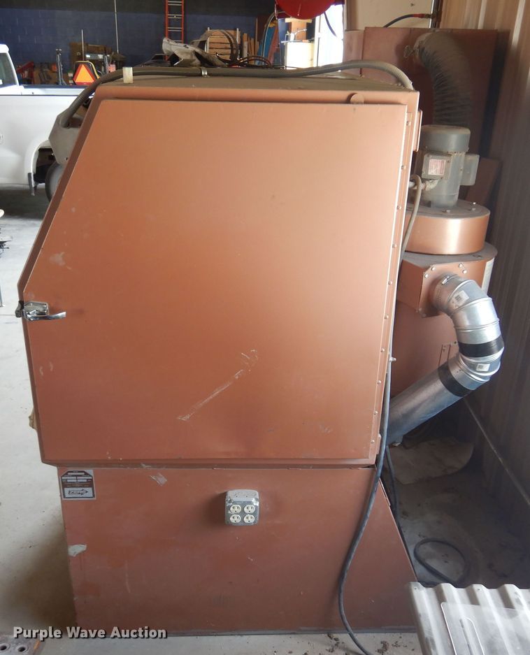 image for item KI9431 Zero Mfg. 200-4  sandblast cabinet