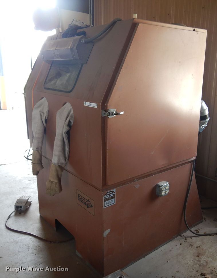 image for item KI9431 Zero Mfg. 200-4  sandblast cabinet